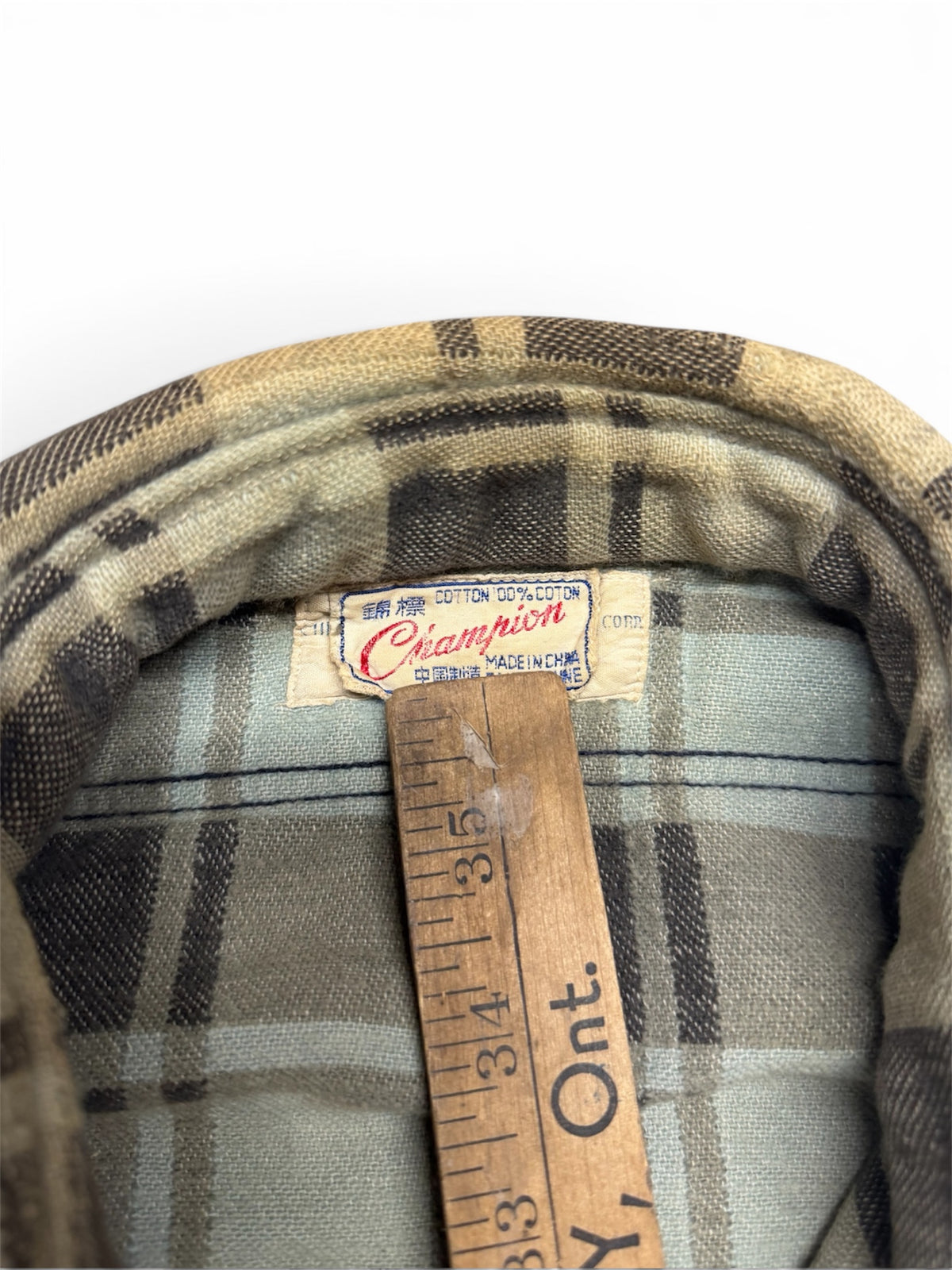 60s/70/ Champion Worn Heavyweight Flannel 23x27 (M)
